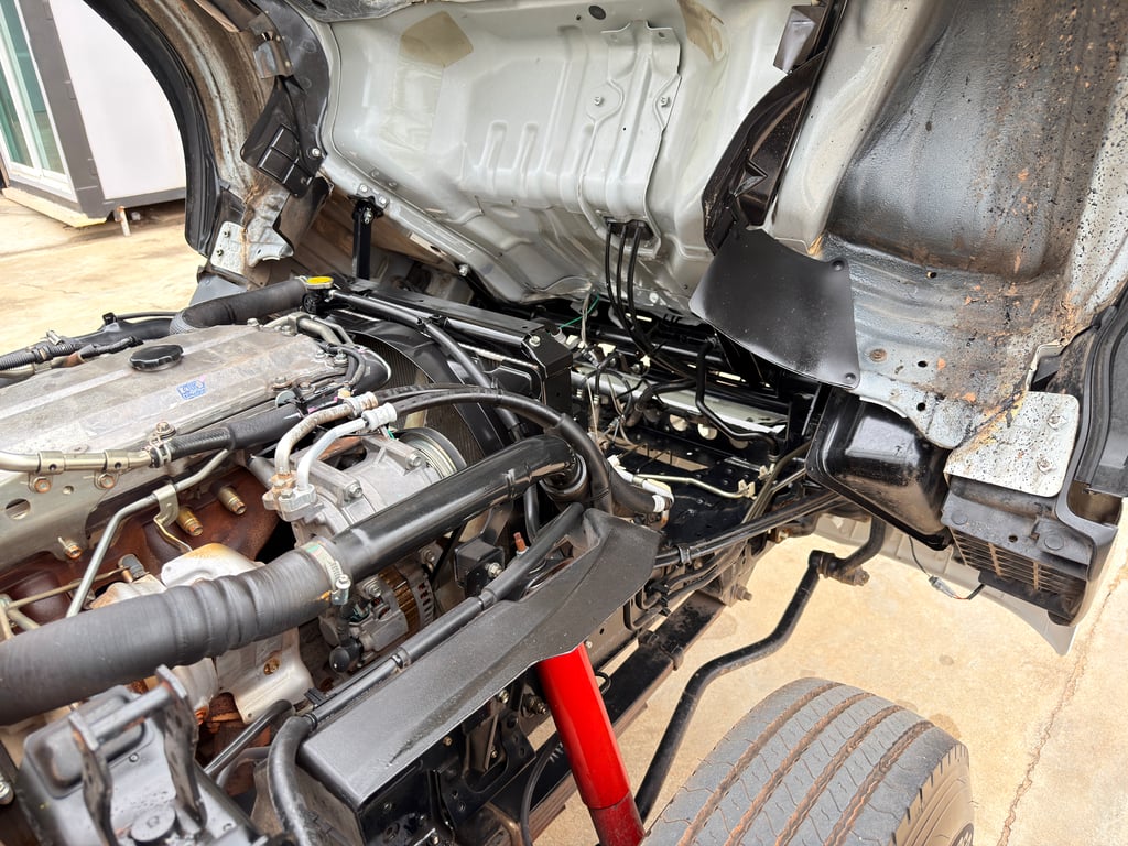 6 ล้อ NPR 150 ปี 63 กระบะเหล็กยาว 5 เมตร รถพร้อมใช้งาน ภายในเต็มสวย เครื่องแน่นๆ ช่วงล่างแน่น เอกสารพร้อมโอน 6 ล้อ NPR 150 ปี 63 กระบะเหล็กยาว 5 เมตร รถพร้อมใช้งาน ภายในเต็มสวย เครื่องแน่นๆ ช่วงล่างแน่น เอกสารพร้อมโอน