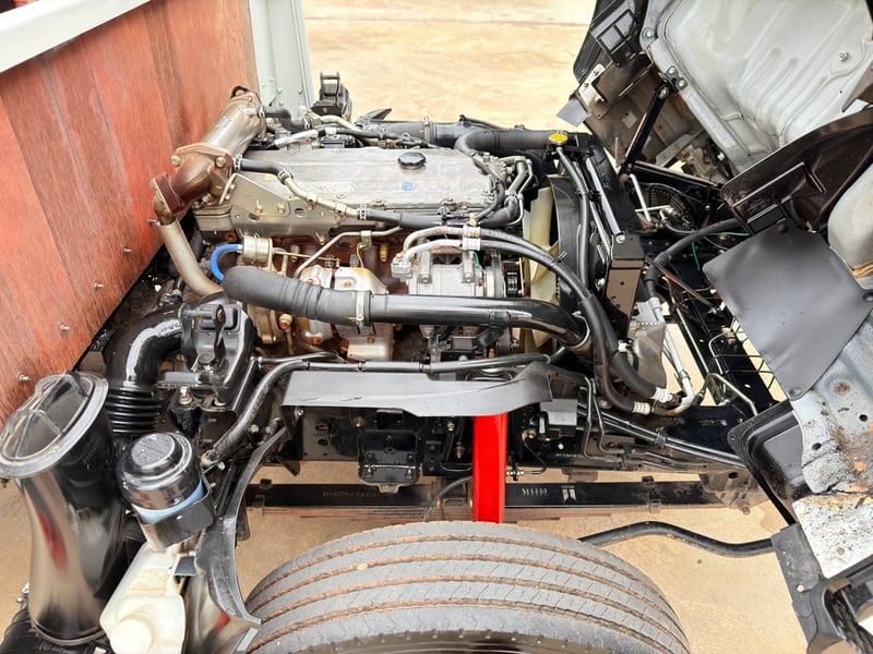 6 ล้อ NPR 150 ปี 63  กระบะเหล็กยาว 5 เมตร รถพร้อมใช้งาน ภายในเต็มสวย เครื่องแน่นๆ ช่วงล่างแน่น เอกสารพร้อมโอน