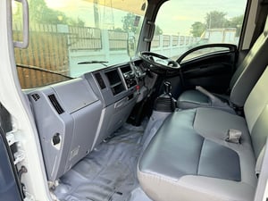 4 ล้อ NLR ปี 59 เครื่อง 130 แรง ป้ายเล็กไม่ติดเวลา ตู้แห้งยาว 3.20 เมตร ภายในเต็ม เครื่องแน่นๆ รถพร้อมใช้งาน