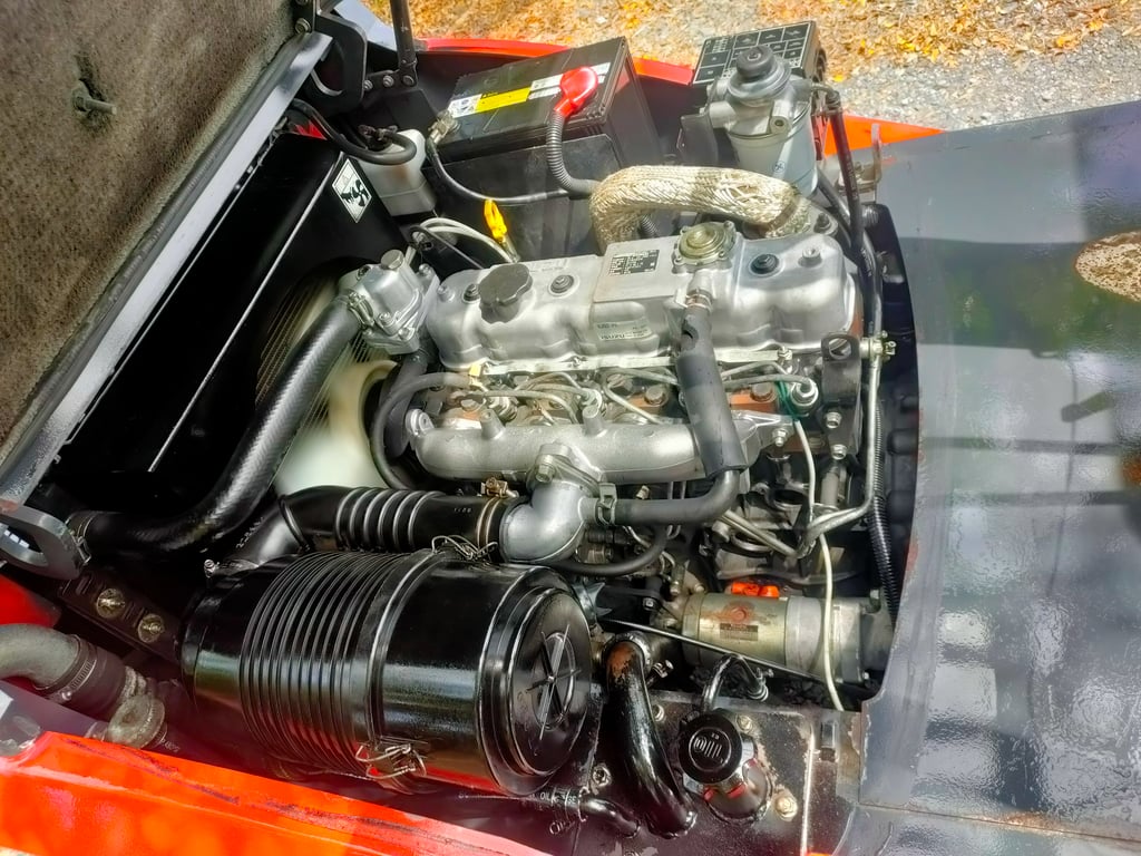 เครื่องดีเซลอีซูซูเดิมๆทั้งคันใหม่มากๆ เครื่องดีเซลอีซูซูเดิมๆทั้งคันใหม่มากๆ