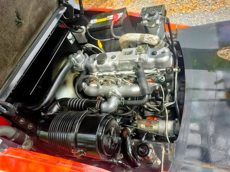 เครื่องดีเซลอีซูซูเดิมๆทั้งคันใหม่มากๆ เครื่องดีเซลอีซูซูเดิมๆทั้งคันใหม่มากๆ