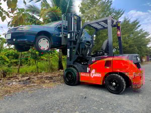 เครื่องดีเซลอีซูซูเดิมๆทั้งคันใหม่มากๆ เครื่องดีเซลอีซูซูเดิมๆทั้งคันใหม่มากๆ