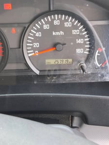 ISUZU NMR 130แรงม้า รถบรรทุก 6ล้อ กระบะสะแตนเลสคอกหลังคา ปี2019 เลขไมล์น้อยกว่า 500,000 กม.