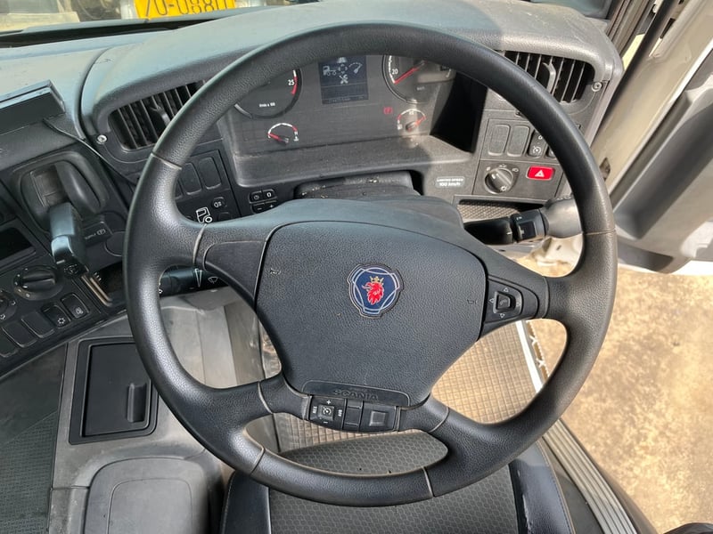 SCANIA P360 360แรงม้า รถบรรทุก หัวลาก 10ล้อ หัวลาก เฉพาะหัว ปี2019 เลขไมล์น้อยกว่า 800,000 กม.