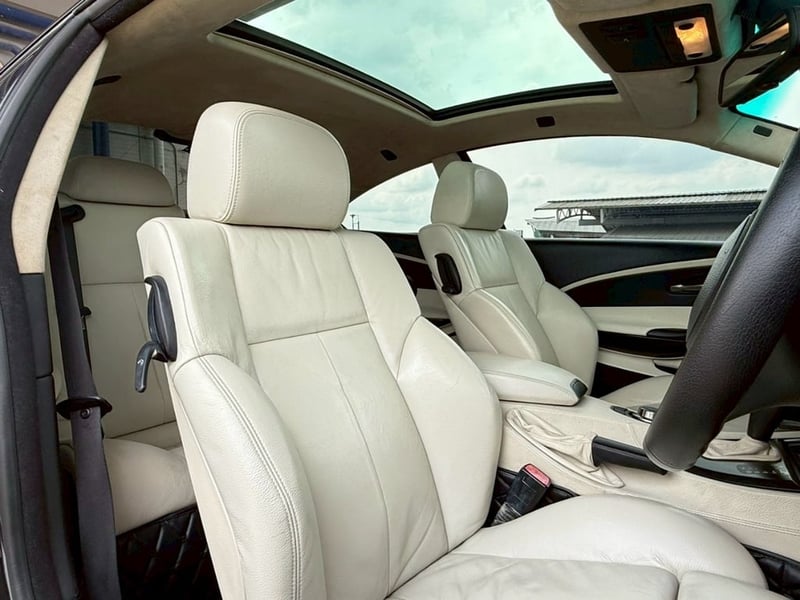 BMW 650i Coupe V8 (E63) แท้ 4.8L 6AT Eletric Glass Roof 