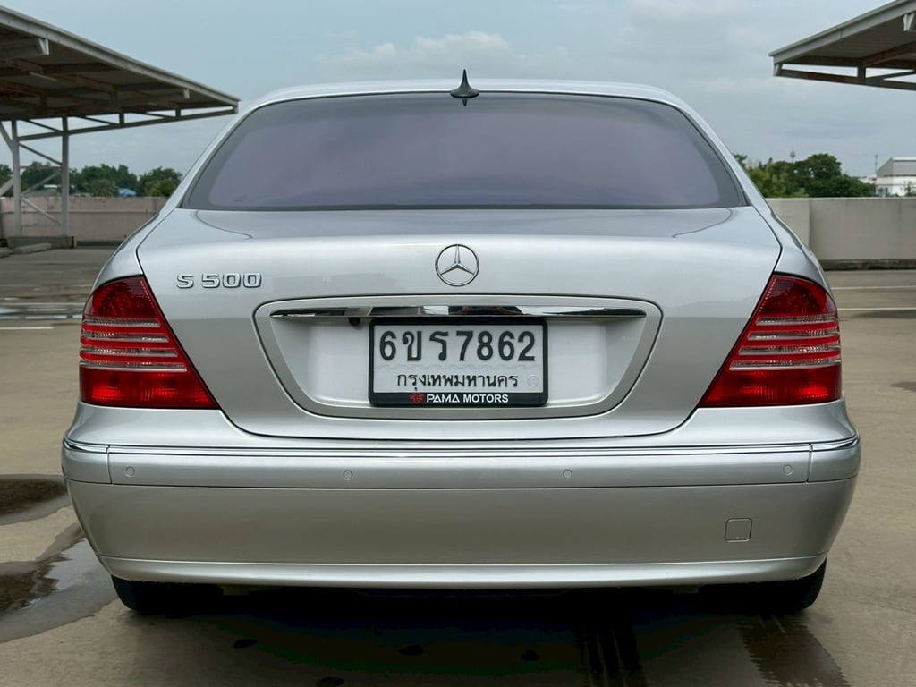 Mercedes-Benz S500 Sunroof "Long Wheel Base" (W220) 5.0L V8 Mercedes-Benz S500 Sunroof "Long Wheel Base" (W220) 5.0L V8