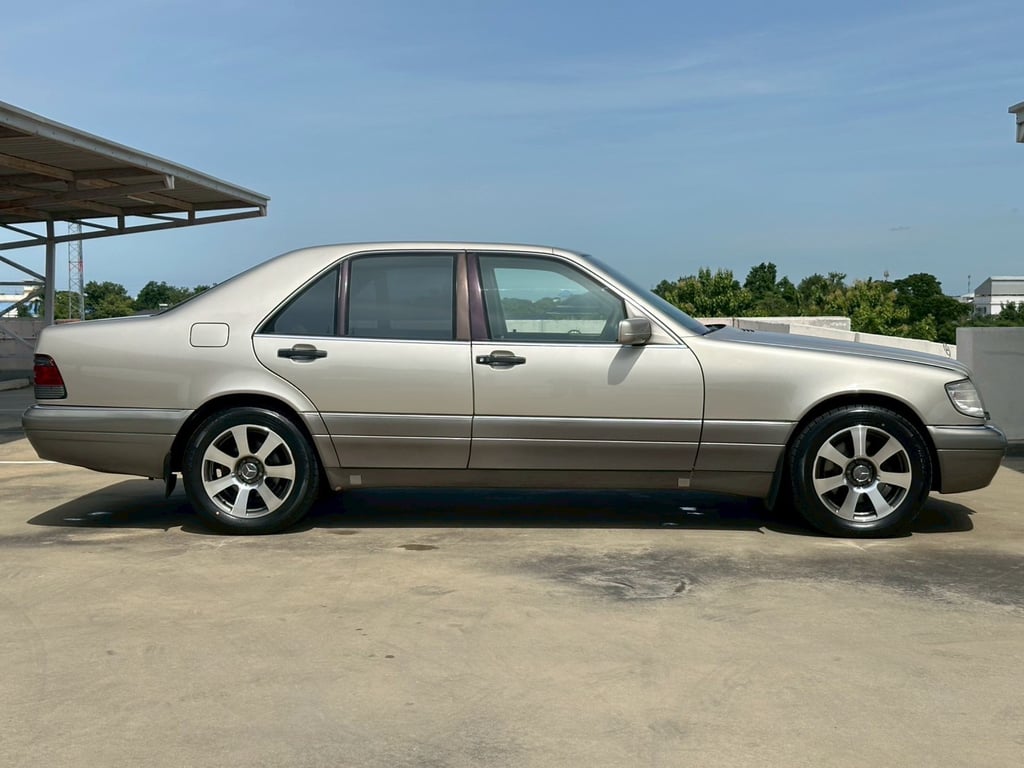 Mercedes - Benz S280 Long Wheel Base (W140)2.8L Mercedes - Benz S280 Long Wheel Base (W140)2.8L