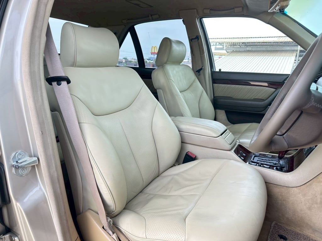 Mercedes - Benz S280 Long Wheel Base (W140)2.8L Mercedes - Benz S280 Long Wheel Base (W140)2.8L