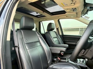 LAND ROVER Freelander Gen 2 HSE SD4 2.2L Turbo 5AT (AWD)