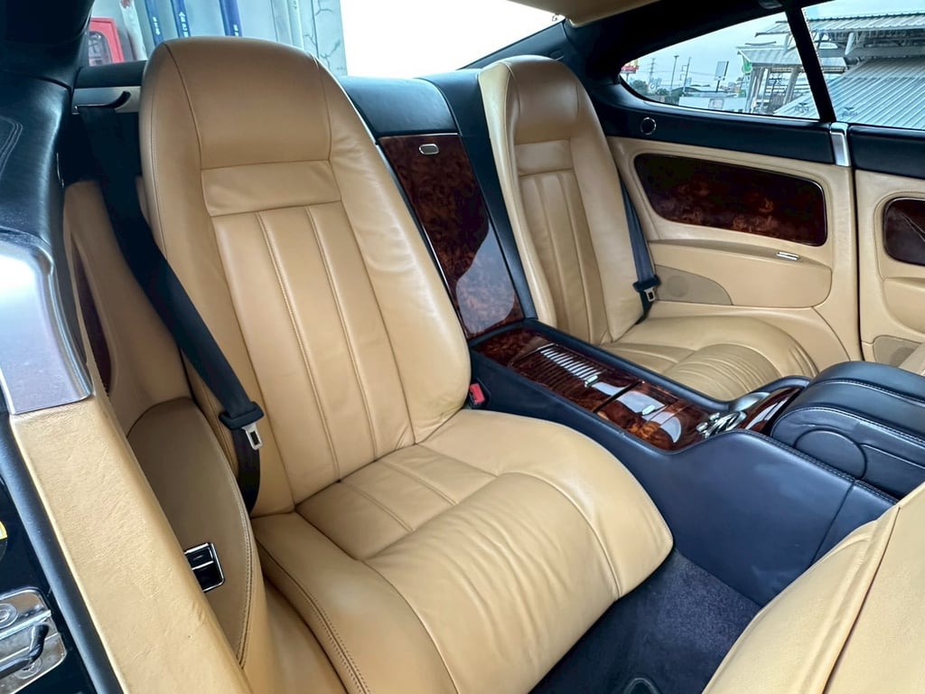 BENTLEY CONTINENTAL GT Coupe (W12 TSi) 6.0L Twin Turbo 6AT AWD " Gen 1 " BENTLEY CONTINENTAL GT Coupe (W12 TSi) 6.0L Twin Turbo 6AT AWD " Gen 1 "