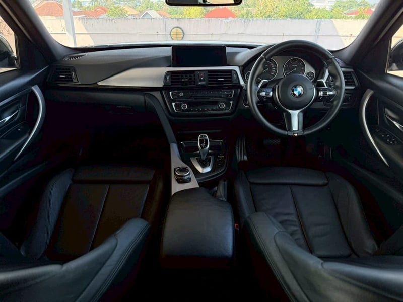 BMW 320d M Sport  (F30) 2.0L 8AT Diesel Twin Power Turbo