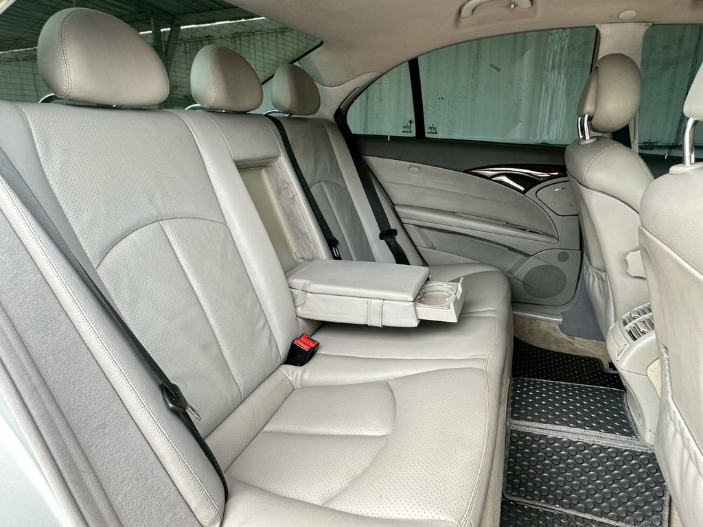 Mercedes-Benz E220 2.2L CDI Classic (W211)