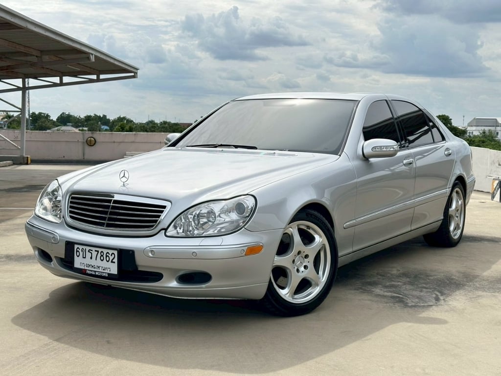 Mercedes-Benz S500 Sunroof "Long Wheel Base" (W220) 5.0L V8 Mercedes-Benz S500 Sunroof "Long Wheel Base" (W220) 5.0L V8