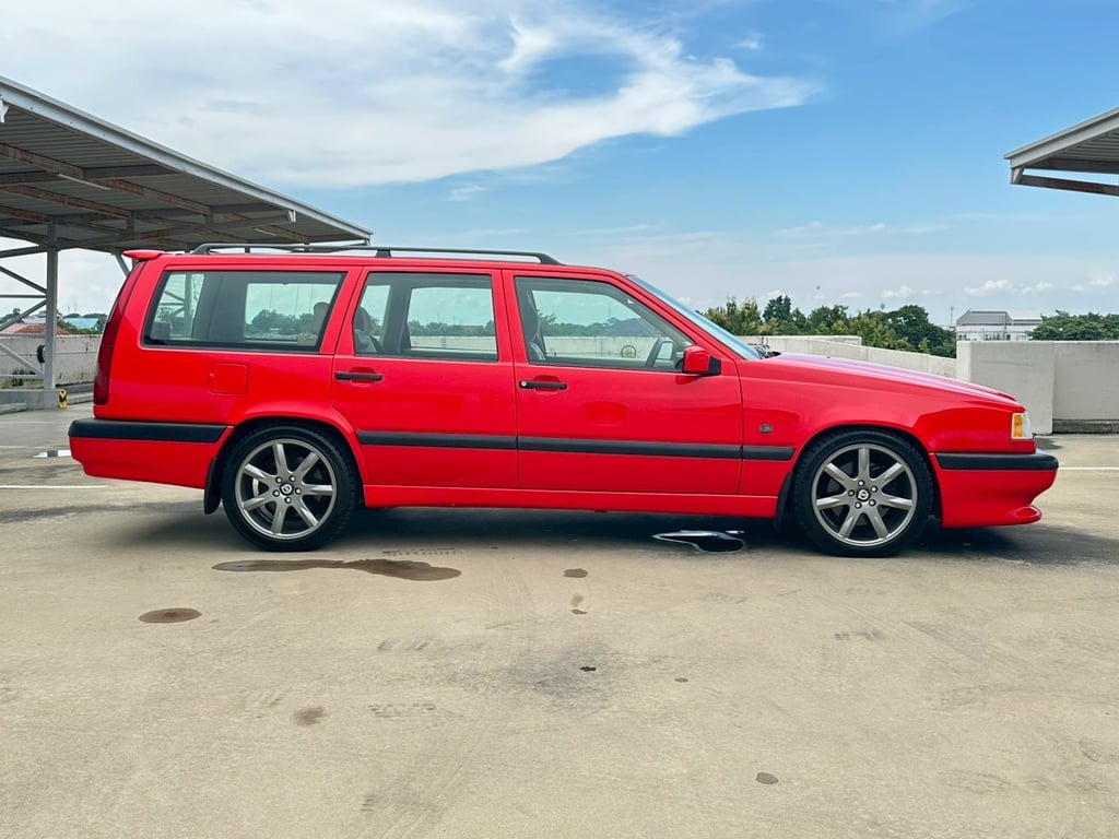 VOLVO 850 R Estate " Facelift "2.3L Turbocharger 4AT VOLVO 850 R Estate " Facelift "2.3L Turbocharger 4AT