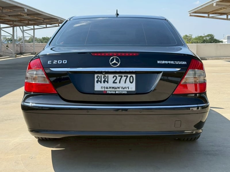 Mercedes - Benz E200 Kompressor < หน้าธนู > Avantgarde 1.8L 5AT (W211) Mercedes - Benz E200 Kompressor < หน้าธนู > Avantgarde 1.8L 5AT (W211)