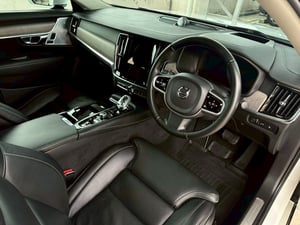 VOLVO S90 Recharge T8 AWD Inscription 2.0L Turbo+Electric Power Motor 8G-Tronic