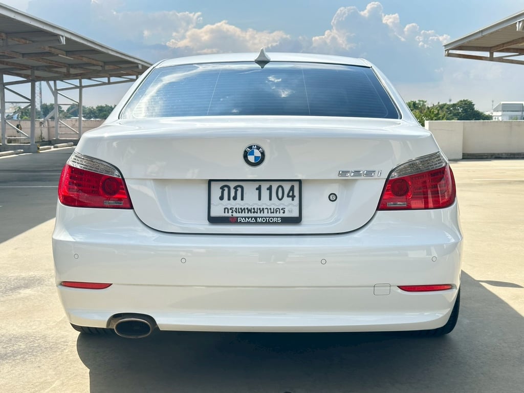 BMW 525i (E60) " LCI " เกียร์ไฟฟ้า 2.5L 6AT BMW 525i (E60) " LCI " เกียร์ไฟฟ้า 2.5L 6AT