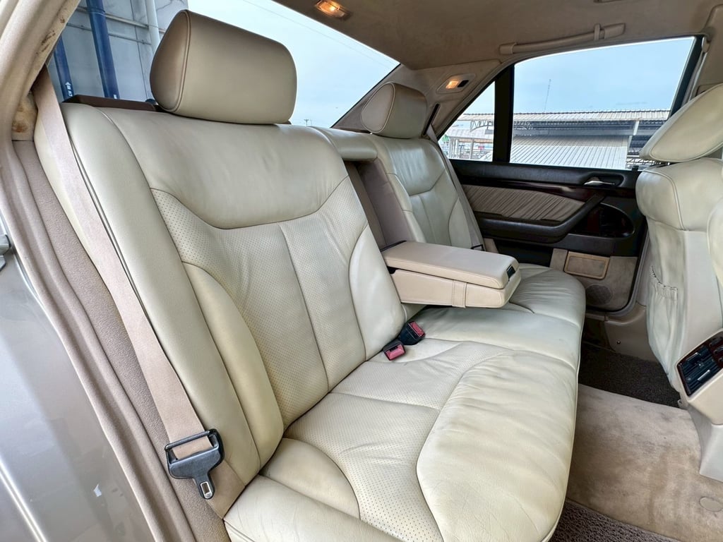 Mercedes - Benz S280 Long Wheel Base (W140)2.8L Mercedes - Benz S280 Long Wheel Base (W140)2.8L