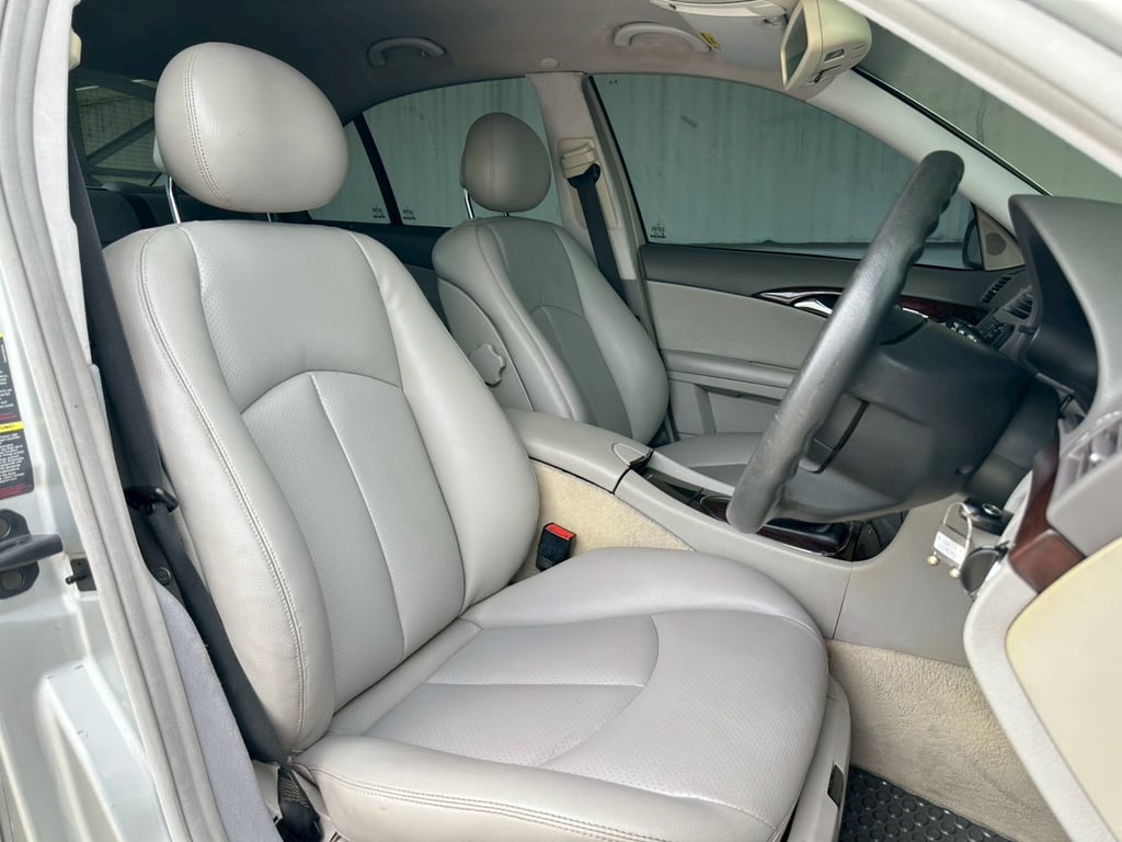 Mercedes-Benz E220 2.2L CDI Classic (W211)