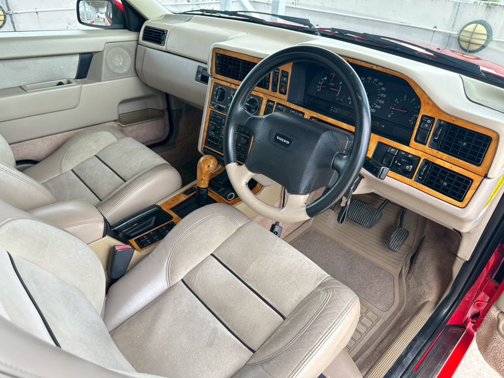VOLVO 850 R Estate " Facelift "2.3L Turbocharger 4AT VOLVO 850 R Estate " Facelift "2.3L Turbocharger 4AT