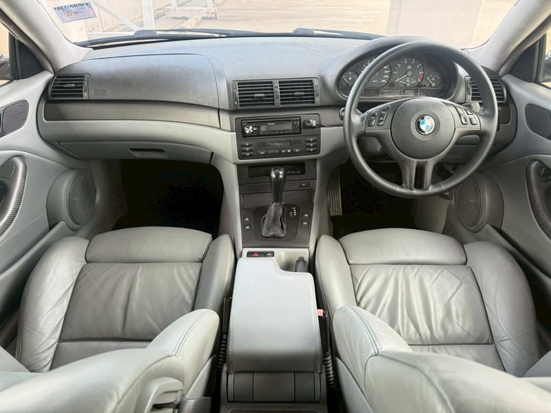 BMW 325Ci Coupe Facelift โฉมไฟยกแท้ E46 2.5L รถศูนย์ BMW Thailand ประวัติศูนย์ครบ