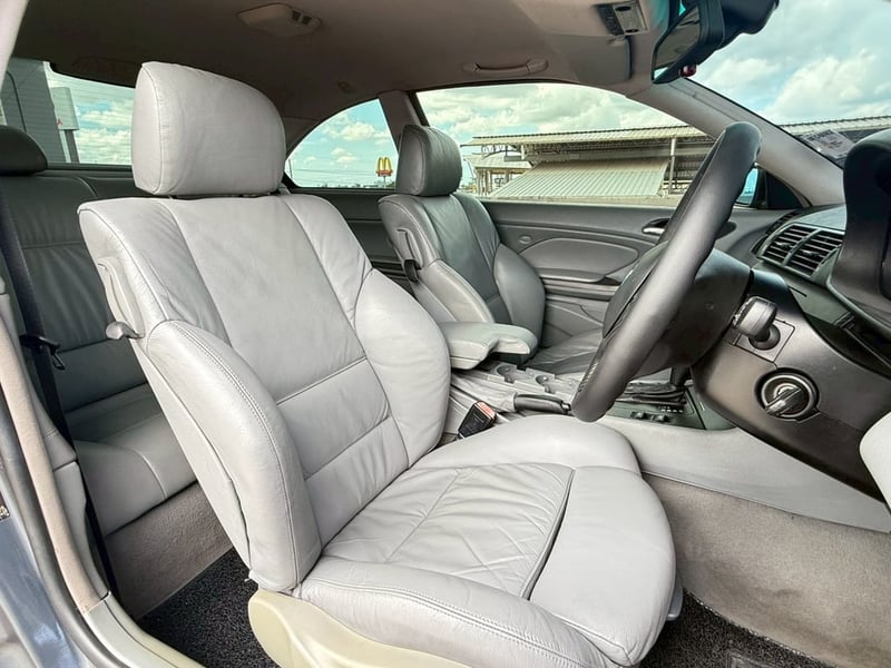 BMW 325Ci Coupe Facelift โฉมไฟยกแท้ E46 2.5L รถศูนย์ BMW Thailand ประวัติศูนย์ครบ