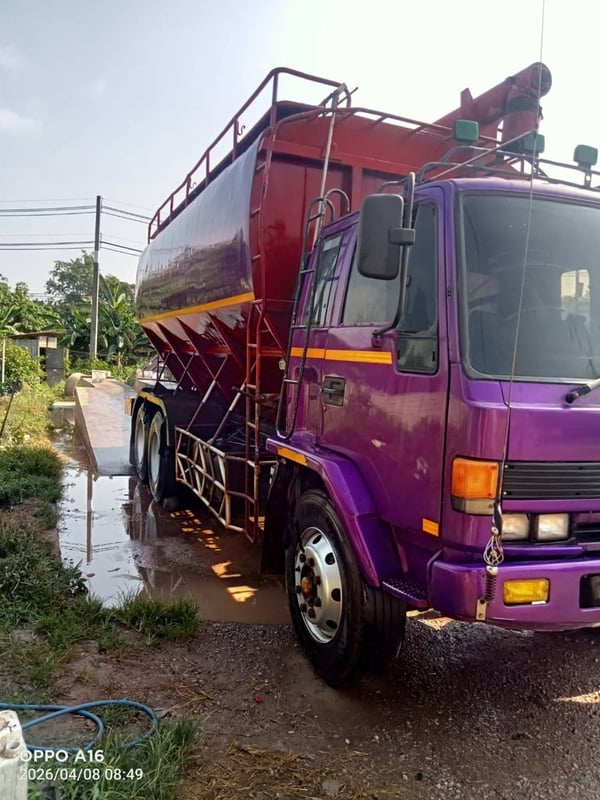 ขายรถบรรทุกอาหารสัตว์ ขายรถบรรทุกอาหารสัตว์