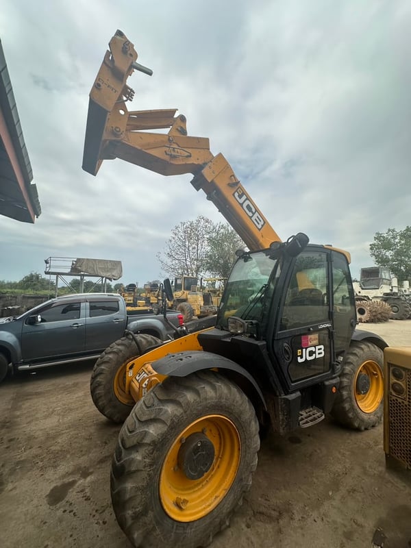 รถเทเลแฮนด์เลอร์ JCB