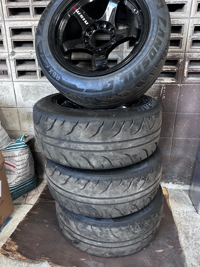 ใหม่กิ๊ก