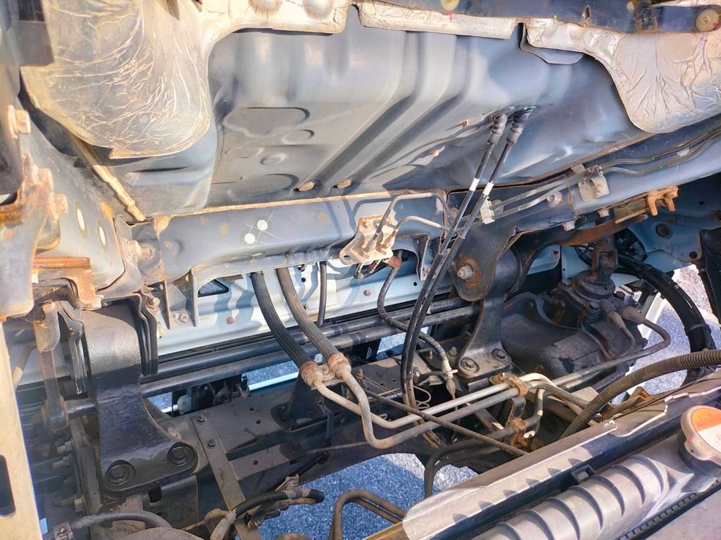 ขาย10ล้อ แชชซีเปล่าไมล์แท้ๆเก่าเก็บใช้งานน้อยมาก3หมื่นกว่ากิโล 