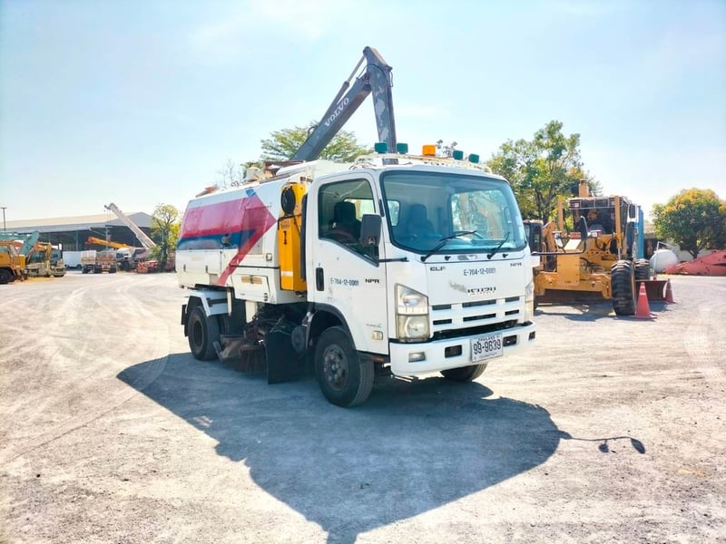 ขายรถ6ล้อดูดฝุ่นแท้งค์สแตนเลส