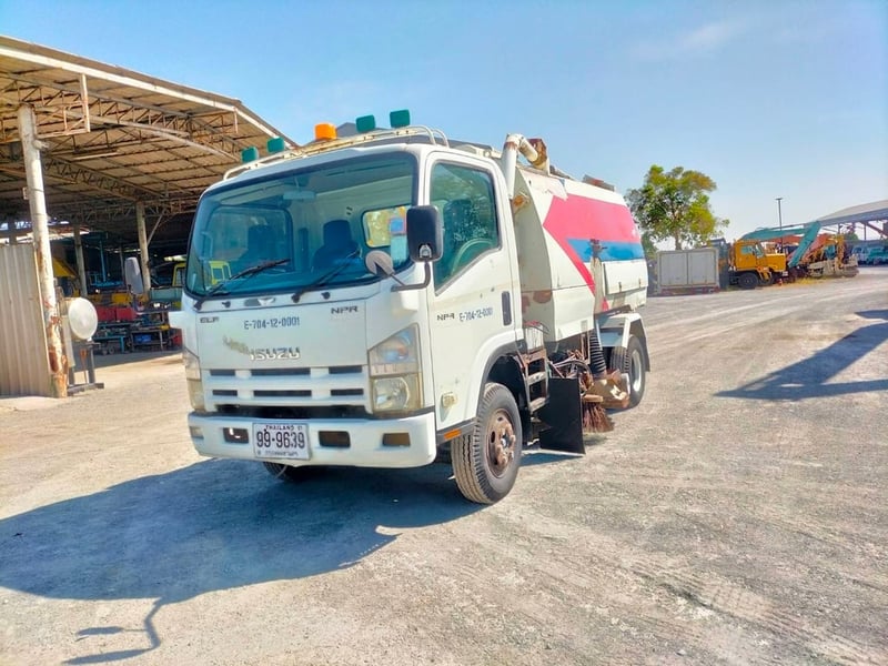 ขาย6ล้อแท้งค์ดูดฝุ่น แท้งค์สแตนเลส