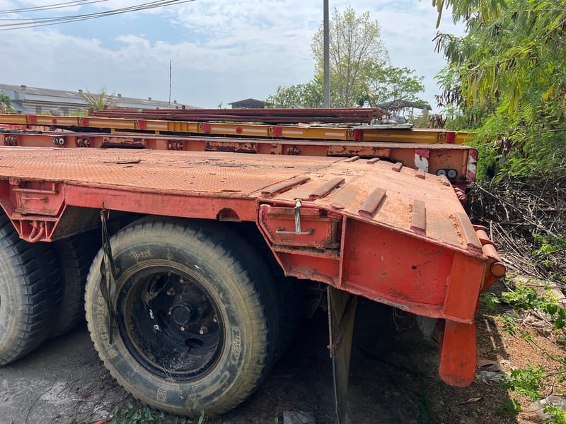 ขายหัวลากนิสสัน 320แรงม้า เบรคแห้งพร้อมหางโลเบท 2เพลา สภาพสวยพร้อมใช้งาน