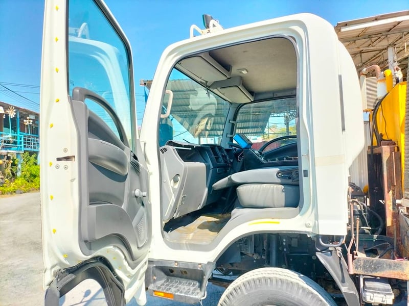 ขายรถ6ล้อดูดฝุ่นแท้งค์สแตนเลส