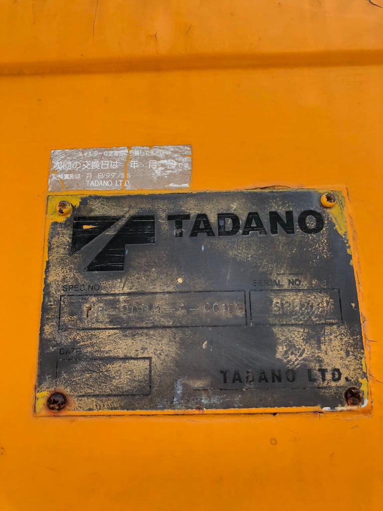 ขายรถเครน TADANO TR-202 สภาพดี พร้อมใช้งาน ขายรถเครน TADANO TR-202 สภาพดี พร้อมใช้งาน