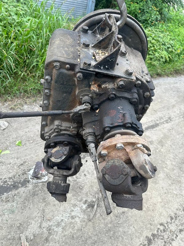 สโล 10 ล้อ