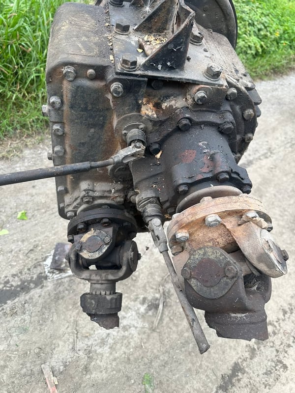 สโล 10 ล้อ