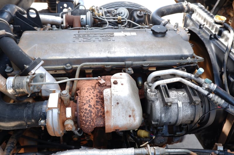 ISUZU NPR 130แรงม้า รถบรรทุก 6ล้อ กระบะคอกสูง ปี2004