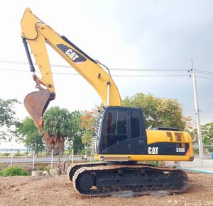 CAT 320D