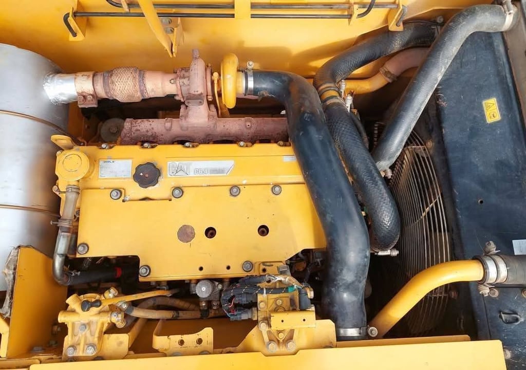 CAT 320D