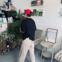 seller